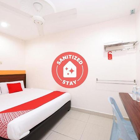 Oyo 575 Hotel Dns Ипох Екстериор снимка