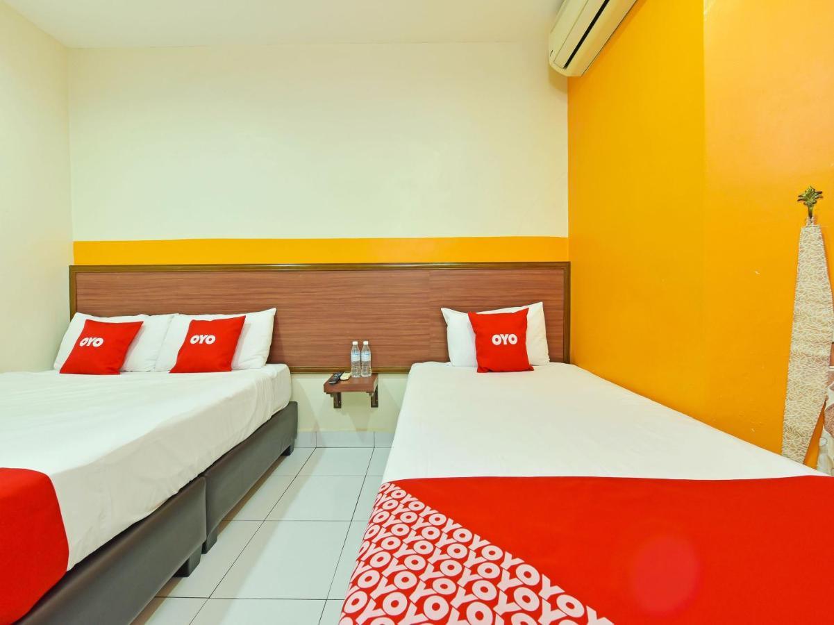 Oyo 575 Hotel Dns Ипох Екстериор снимка